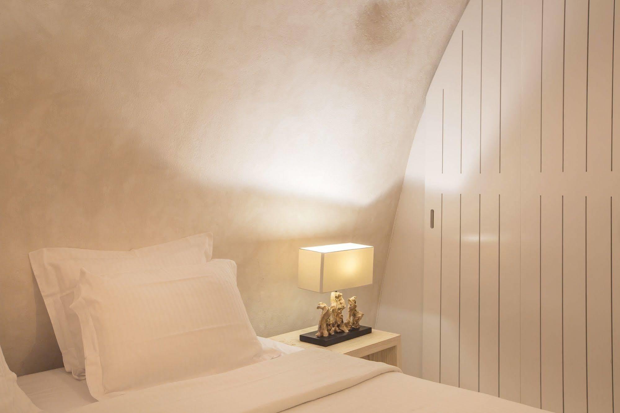 Hotel The Dream Santorini à Oia  Extérieur photo